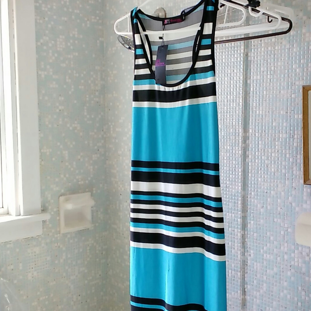 NWT 3R Streetwear Dress